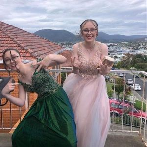 Meet your Posher, Danni